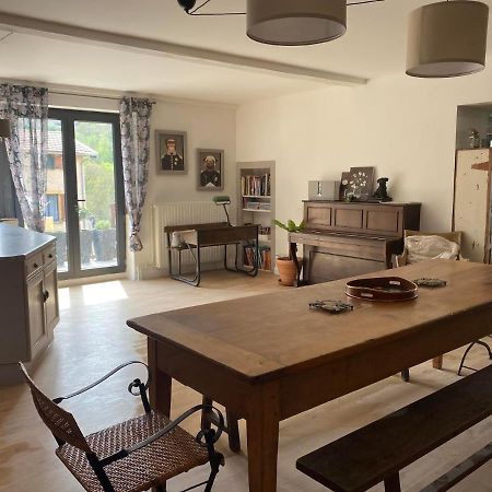 Maison Sur Cour Courzieu Esterno foto