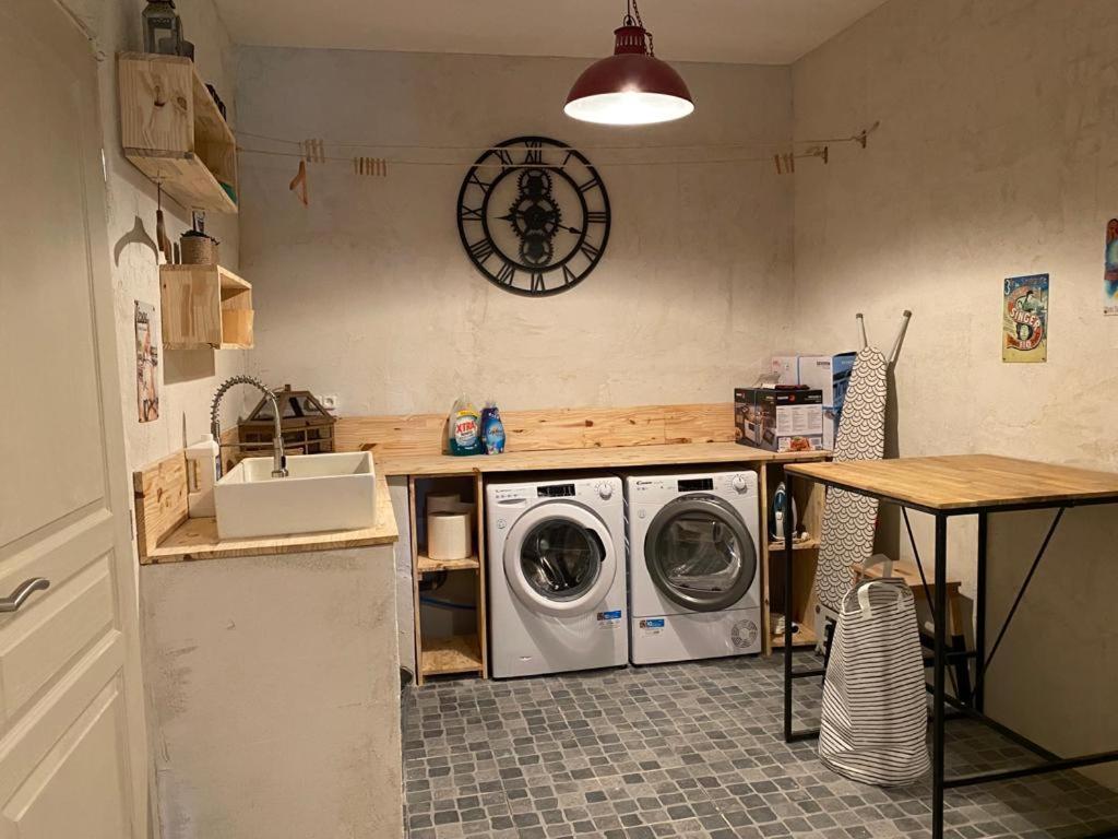 Maison Sur Cour Courzieu Esterno foto